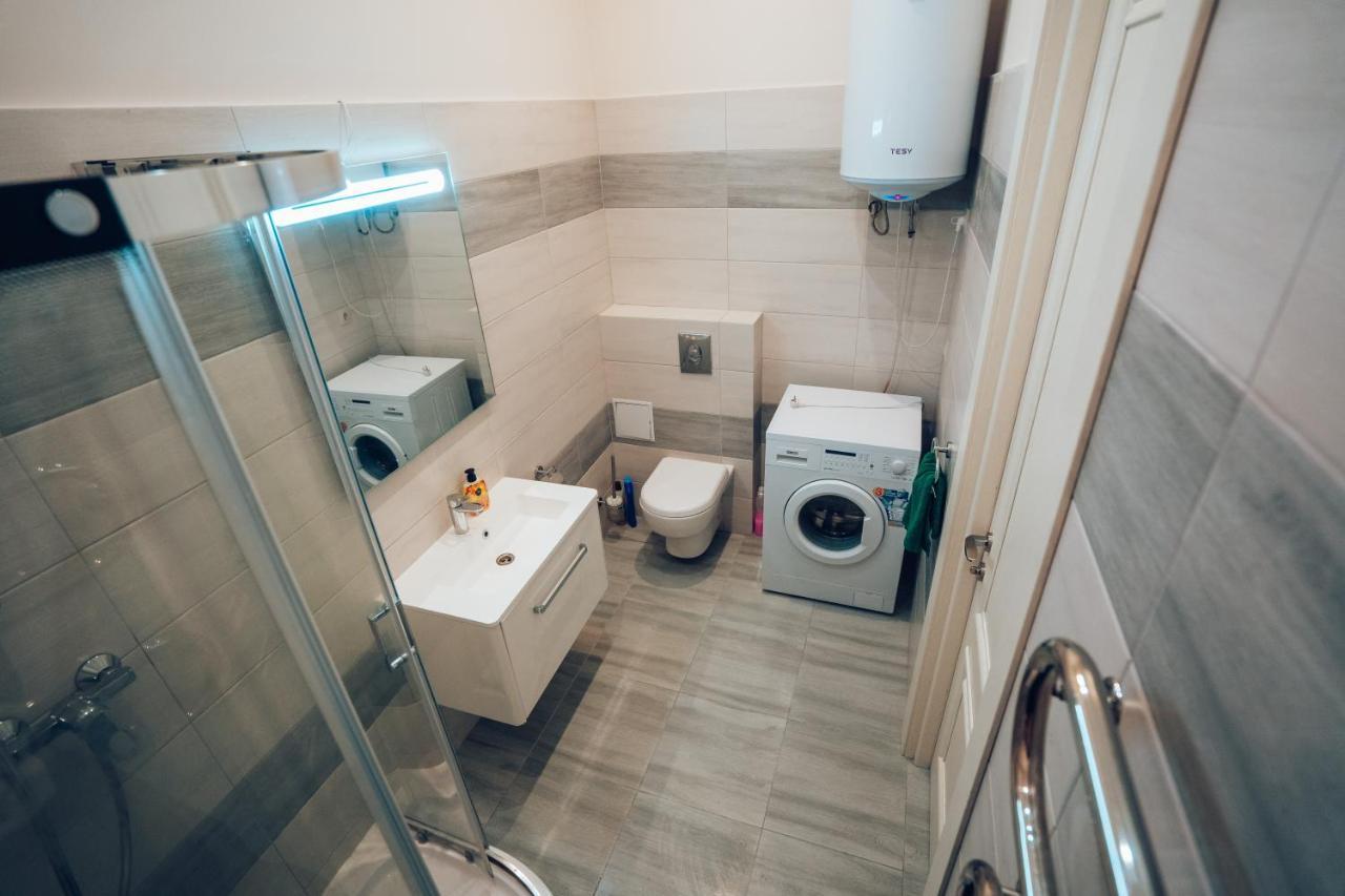 Wonderful Flat On City Center Ujgorod Dış mekan fotoğraf